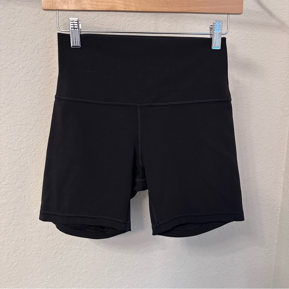 lululemon Align High-Rise Short 6"